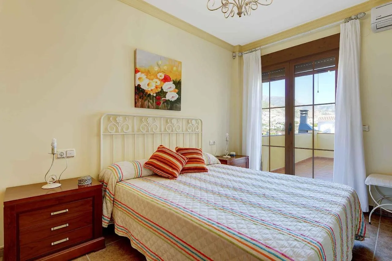 Villa Lorena نيرخا إسبانيا